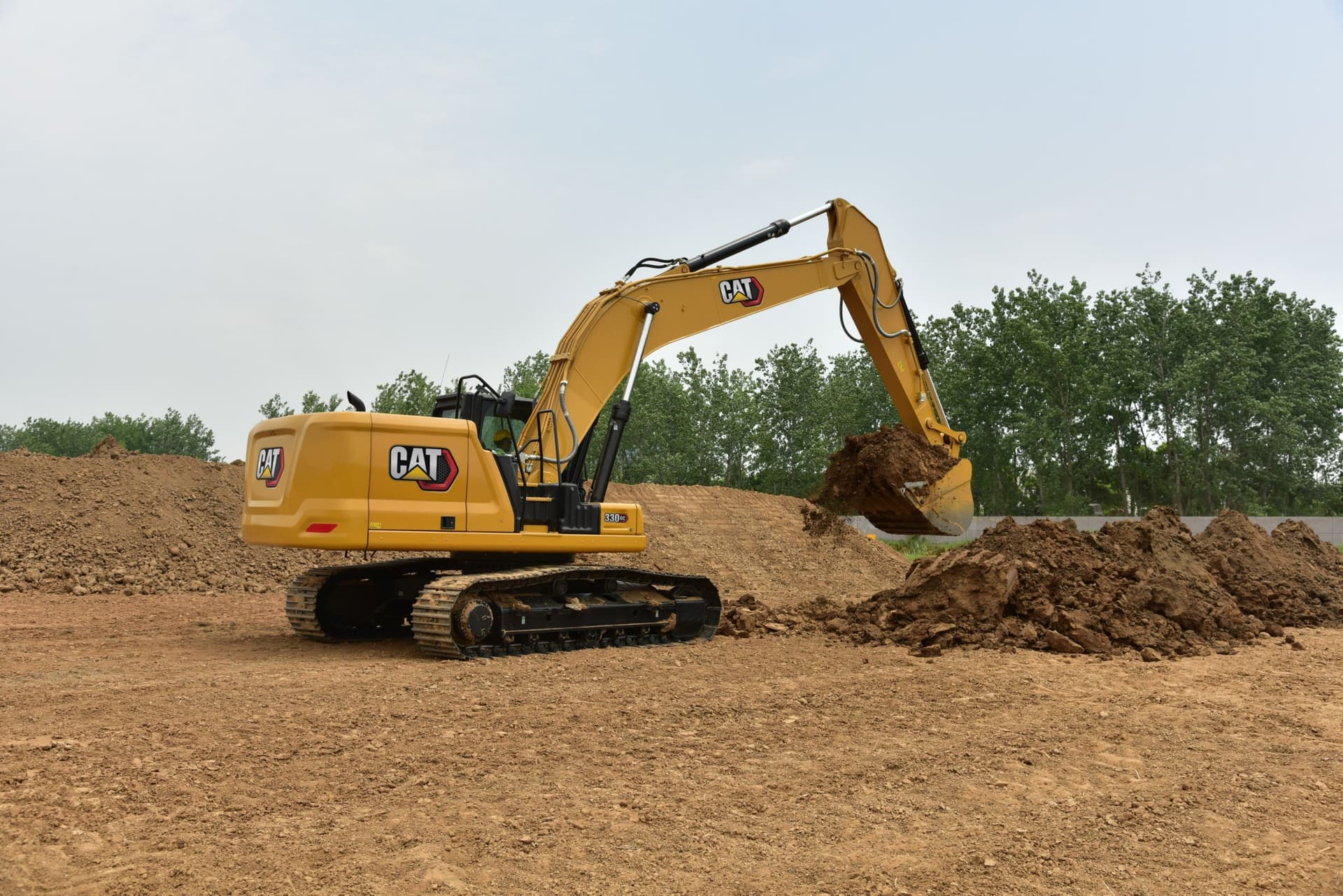 Excavadora Hidráulica 330 GC