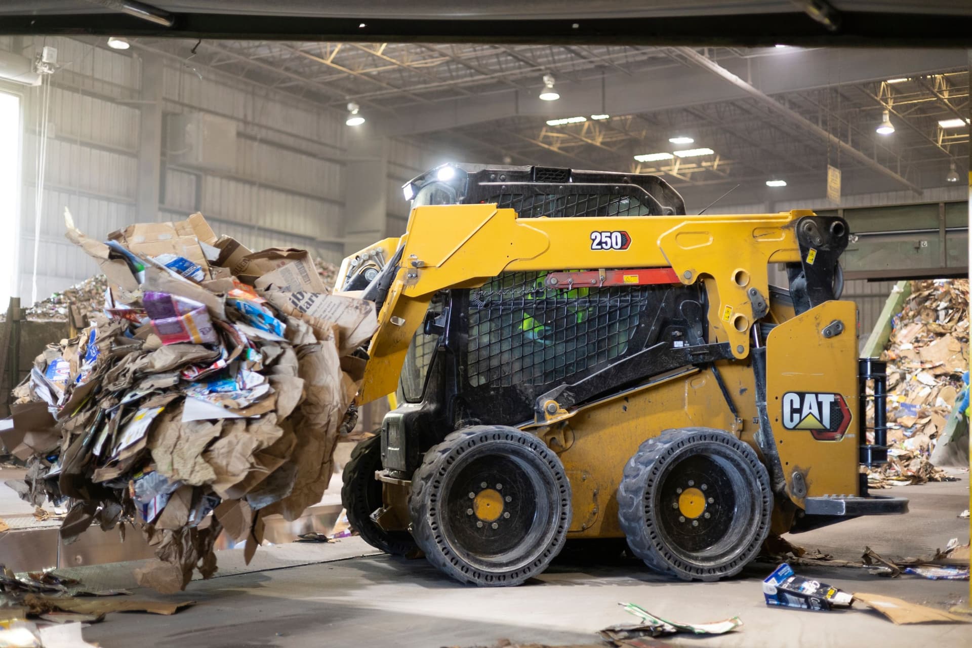 Minicargador Cat® 250