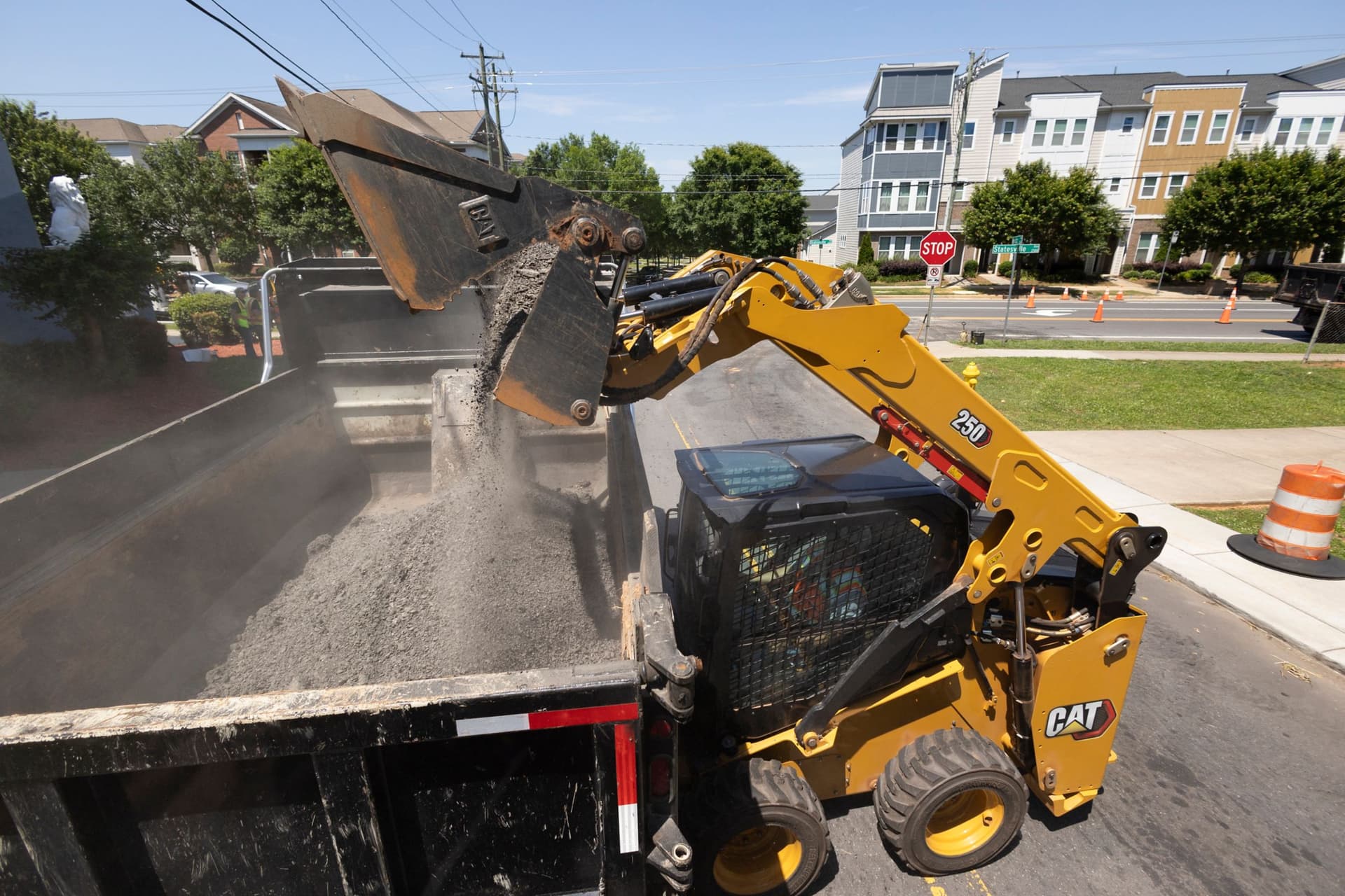 Minicargador Cat® 250